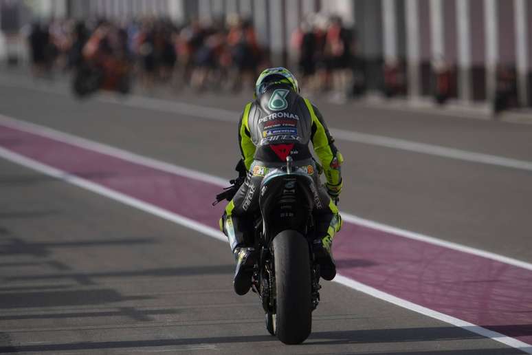 Valentino Rossi em a&ccedil;&atilde;o durante o terceiro treino livre para o GP do Catar 