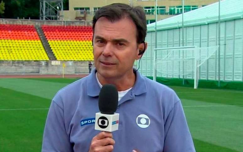 Tino Marcos durante cobertura da Seleção Brasileira (Reprodução/TV Globo)