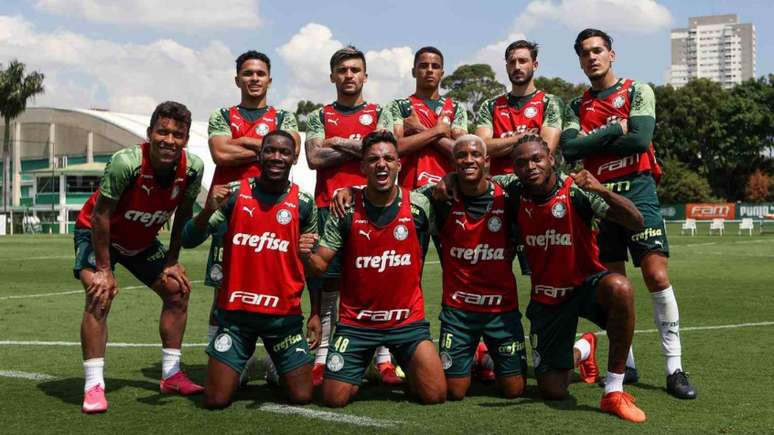 Elenco recebe folga para curtir título e se reapresenta para buscar  classificação no Paulista