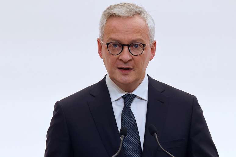 Ministro das Finan&ccedil;as da Fran&ccedil;a, Bruno Le Maire, durante entrevista coletiva em Paris
15/10/2020 Ludovic Marin/Pool via REUTERS