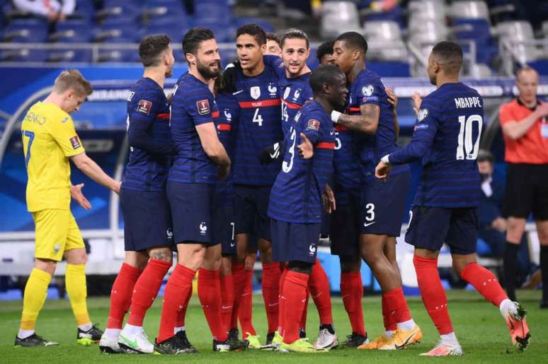 A atual campeã França é a principal favorita para a Copa do Mundo de 2022 (Foto: FRANCK FIFE / AFP)