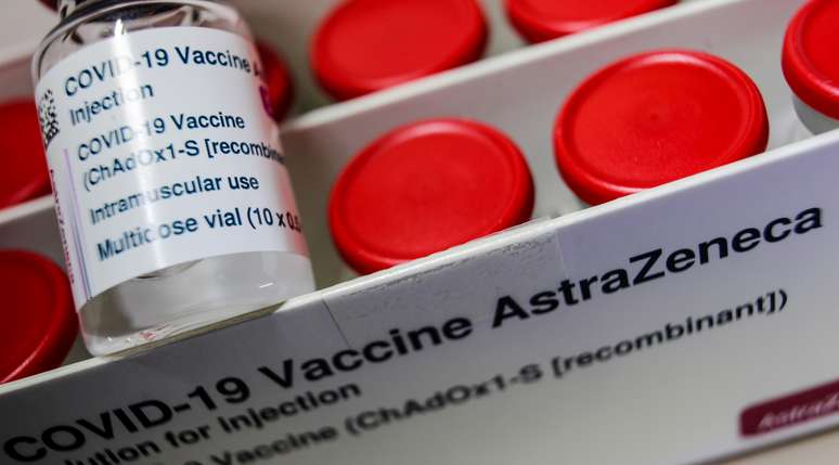 Vacina da AstraZeneca contra Covid-19
 16/3/2021   REUTERS/Hannibal Hanschke