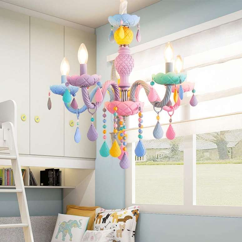15. Lustre infantil colorido para quarto &ndash; Foto Beautifull Halo