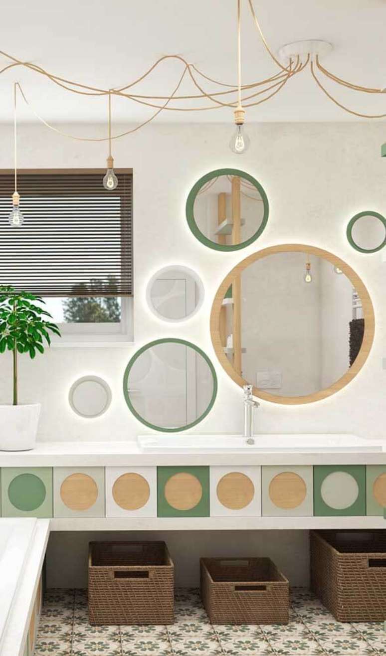 45. Moldura redonda e verde para banheiro moderno – Foto Pinterest