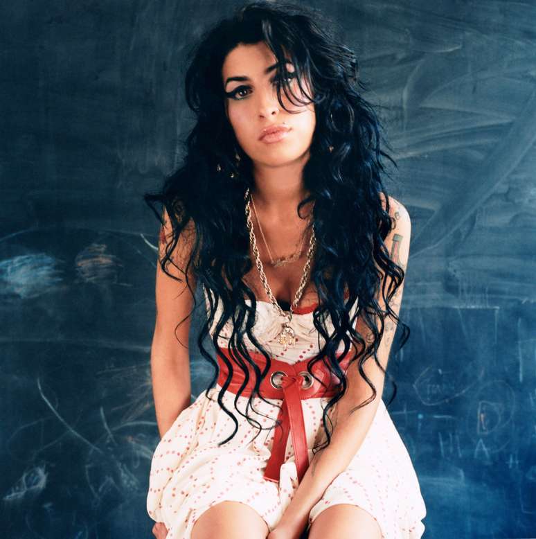 Amy Winehouse Vai Ganhar Novo Documentário Nos 10 Anos De Sua Morte