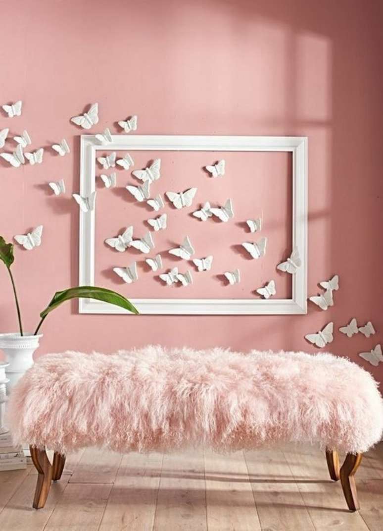 7. Papel de parede rosa antigo para sala – Foto The Art in Life
