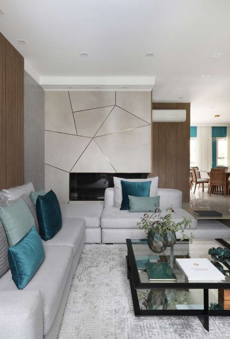 13. Revestimento bege geom&eacute;trico para sala de estar &ndash; Foto Casa de Valentina