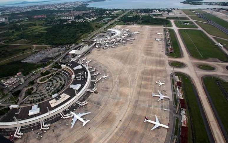 Vista aérea do Aeroporto do Galeão, no Rio de Janeiro