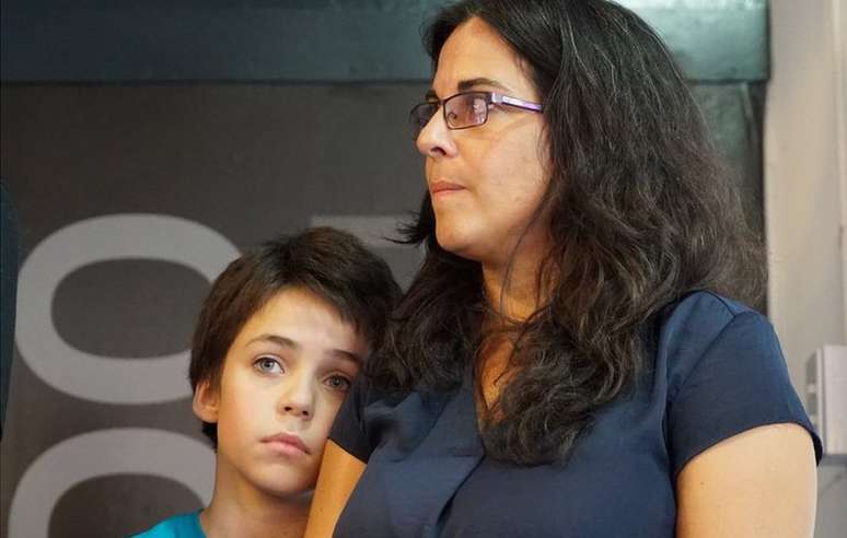 Bruno &eacute; o filho mais velho de Anal&iacute;a. Ele costuma acompanhar a m&atilde;e em manifesta&ccedil;&otilde;es