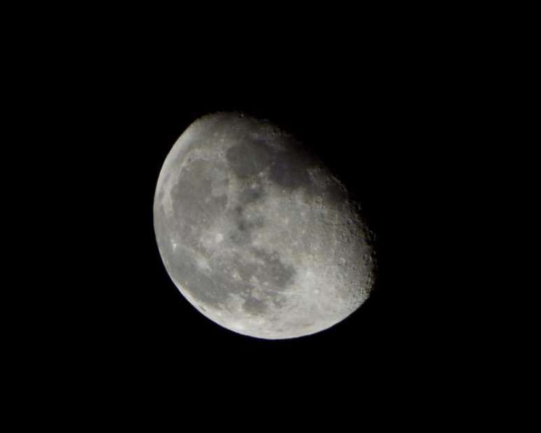 Dia 4/4 às 07h02 teremos a Lua Minguante em Capricórnio - Shutterstock