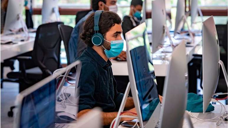 Conseguir primeiro emprego pode ser o maior desafio para programador iniciante
