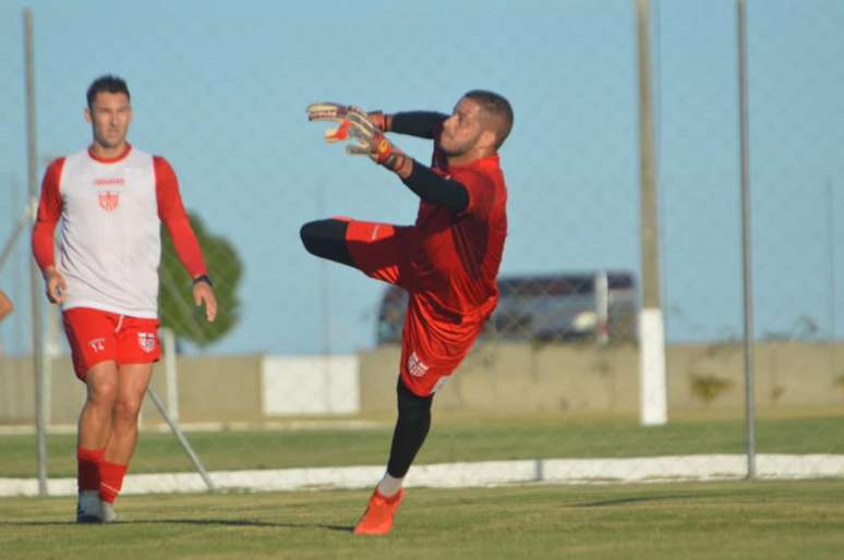 A equipe alagoana ocupa o 2º lugar no Grupo A do torneio regional (Foto: Divulgação/CRB)