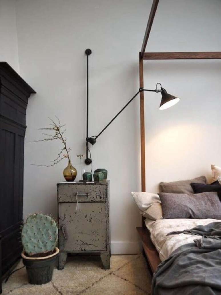 6. Lumin&aacute;ria de parede industrial para decora&ccedil;&atilde;o de quarto simples &ndash; Foto: Futurist Architecture