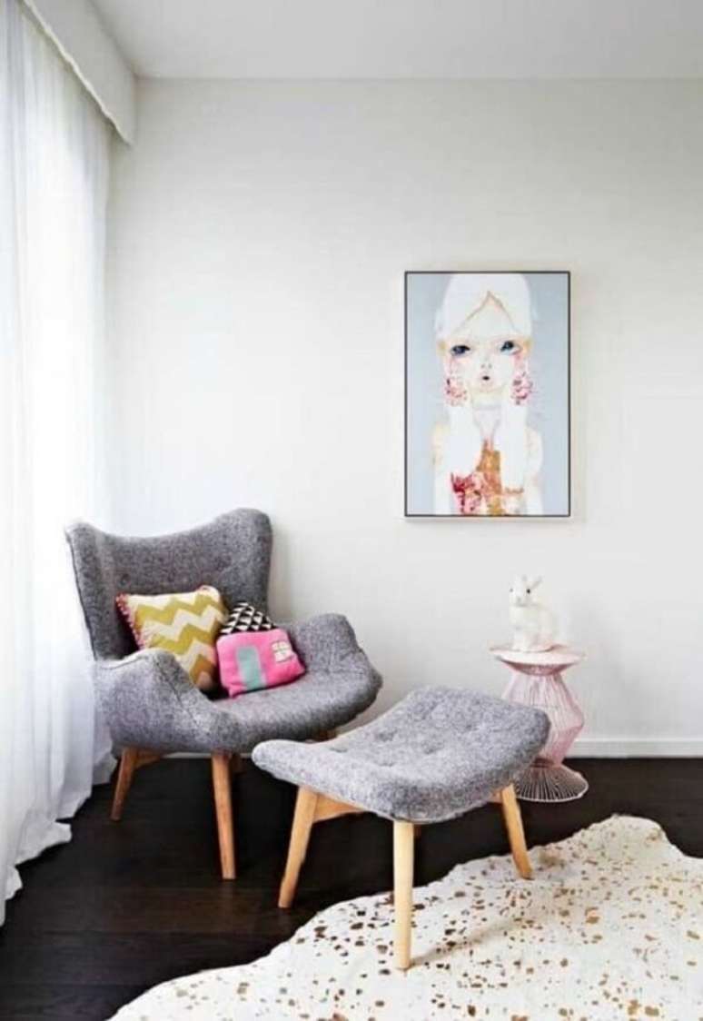 33. Decore o quarto com poltrona decorativa pé palito. Fonte: Pinterest