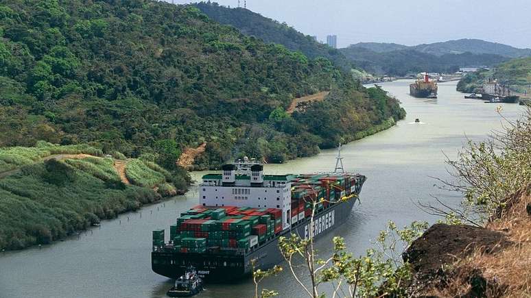 6% do comércio mundial transita pelo Canal do Panamá