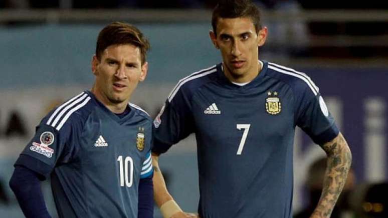 Messi e Di María atuam juntos na seleção (Foto: AFP)