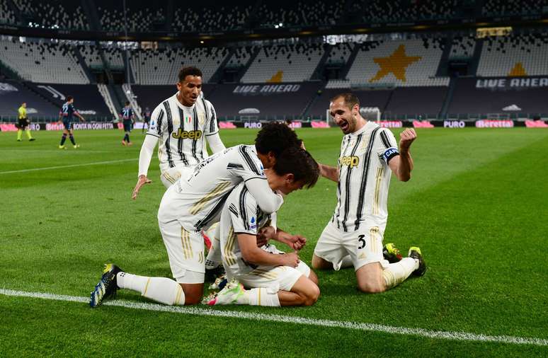 Juventus vence Napoli e entra no G4 do Campeonato Italiano