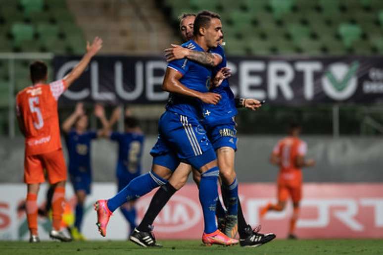 Pottker fez o primeiro gol da Raposa na vitória sobre o Coimbra-(Bruno Haddad/Cruzeiro)