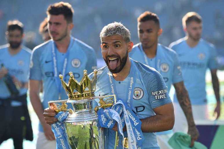 Aguero está de saída do Manchester City (Foto: GLYN KIRK / AFP)