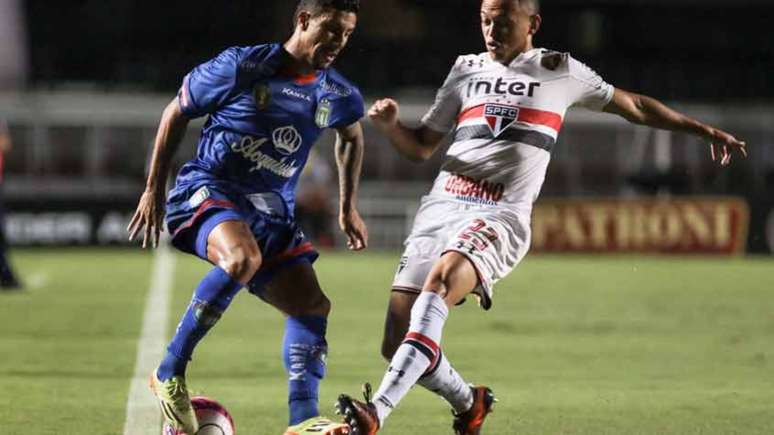 São Paulo e São Caetano jogam neste sábado, no Morumbi (Foto: Ricardo Moreira/Fotoarena)