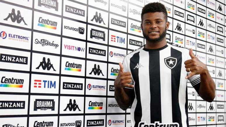 Rafael Carioca deve ser a novidade no time do Botafogo (Foto: Divulgação/Botafogo)