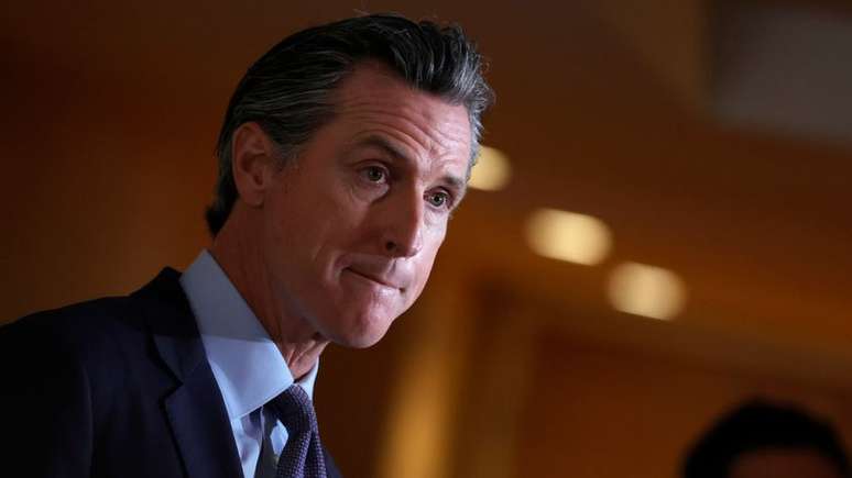 O governador democrata Gavin Newsom está prestes a ser convocado para um referendo revogatório neste ano