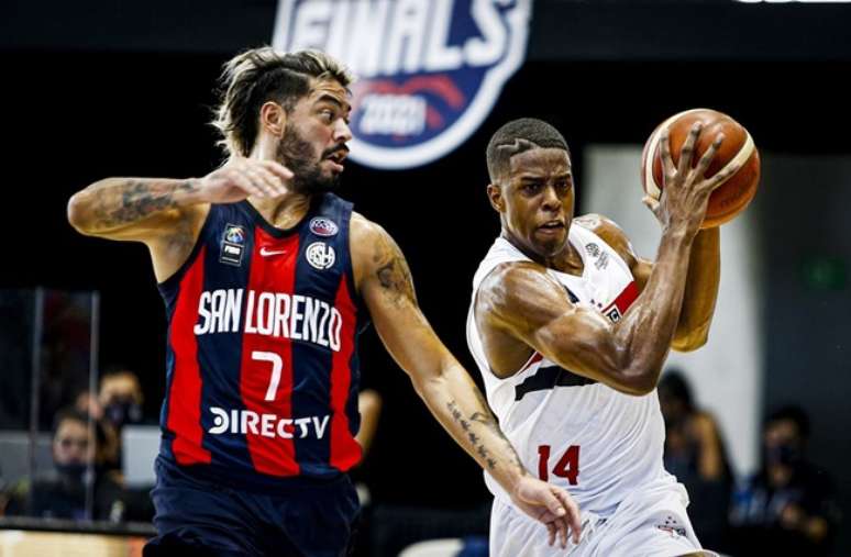 Na NBB, São Paulo vence e deixa Flamengo a um jogo da eliminação