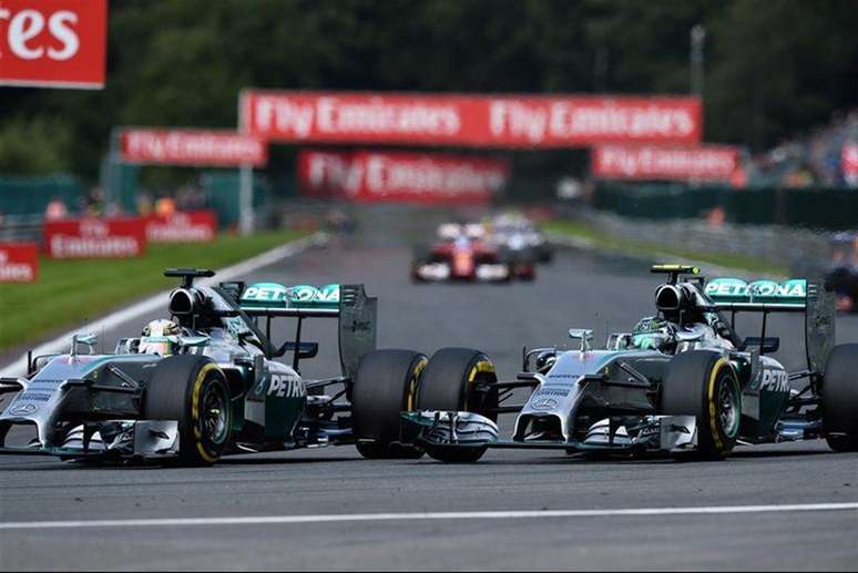 A primeira batida entre Hamilton e Rosberg aconteceu em Spa-Francorchamps em 2014 