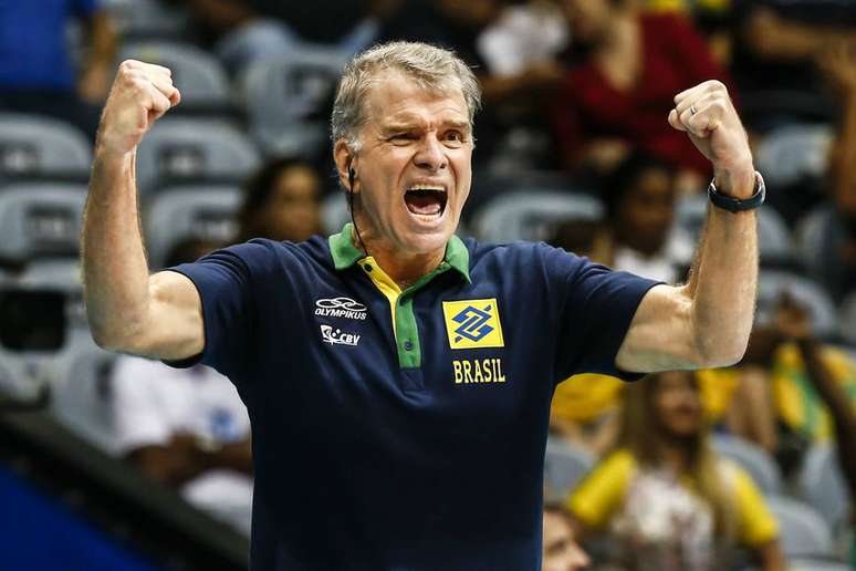 Bernardinho era o treinador da Seleção Brasileira masculina que foi campeã olímpica na Rio-2016