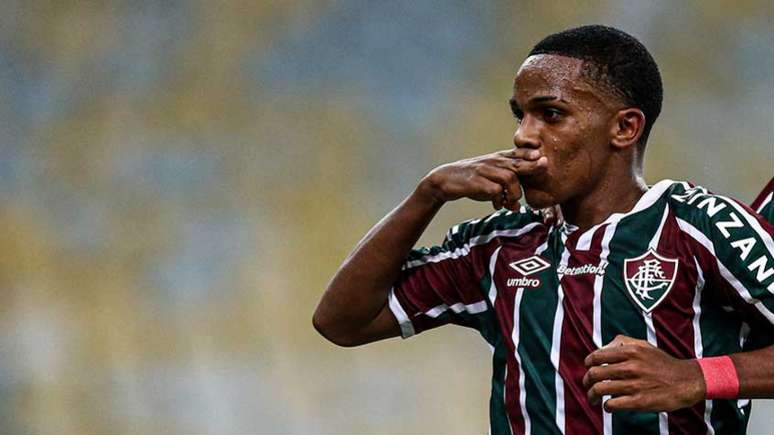 Kayky comemorando seu gol contra o Nova Iguaçu. Foto: Lucas Merçon/Fluminense FC