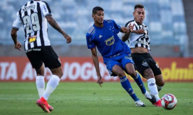 O treinador da Raposa elogiou seus comandados no clássico diate do Galo-(Bruno Haddad/Cruzeiro)