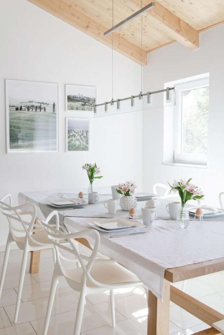 1. Cadeira allegra branca para sala branca clean – Foto Pinterest