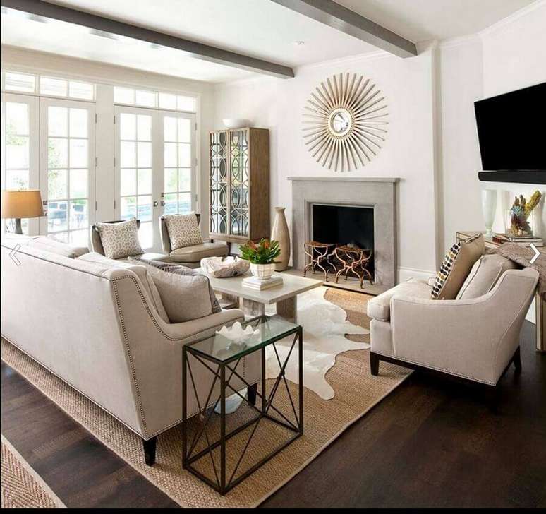 60. Modelos de tapetes para sala de estar decorada em cores neutras – Foto: Pinterest