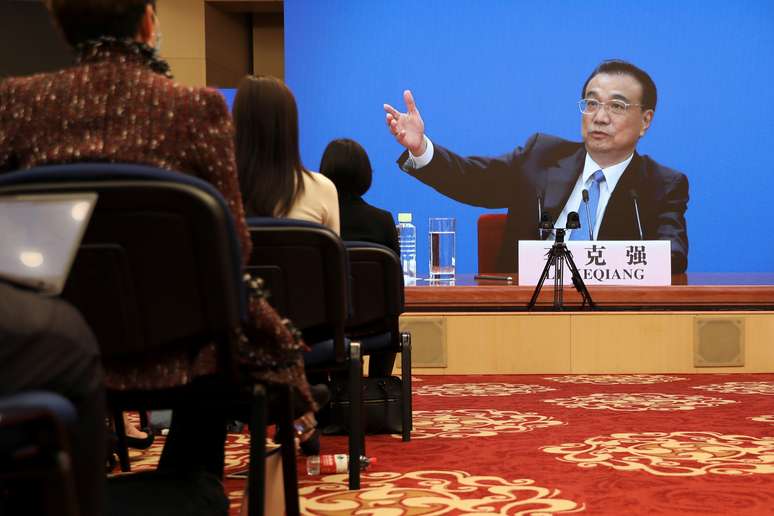 Primeiro-ministro da China, Li Keqiang, durante entrevista coletiva em Pequim
11/03/2021 REUTERS/Martin Pollard
