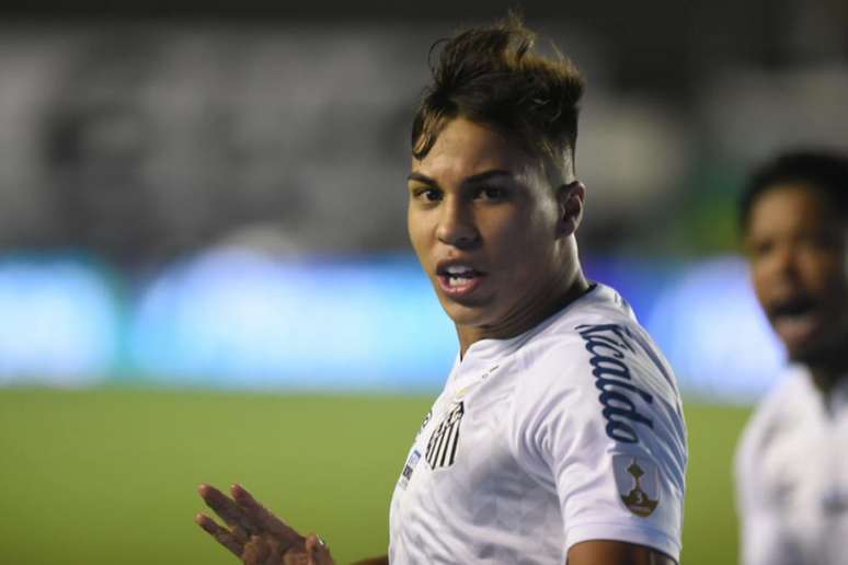 O atacante Kaio Jorge tem contrato apenas até o final do ano (Foto: Ivan Storti/Santos FC)