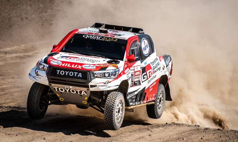 Toyota Hilux vencedora do Rally Dakar 2019 pode inspirar nova geração da picape. 