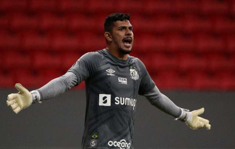 João Paulo foi eleito o melhor em campo no empate do Santos diante do San Lorenzo (Foto: Buda Mendes/POOL/AFP)