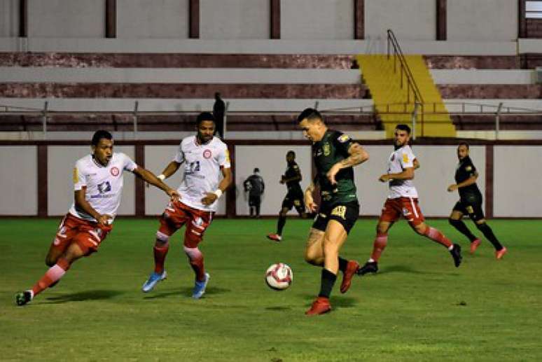 O Coelho foi derrotado pelo Tombense (Estevão Germano/América-MG)