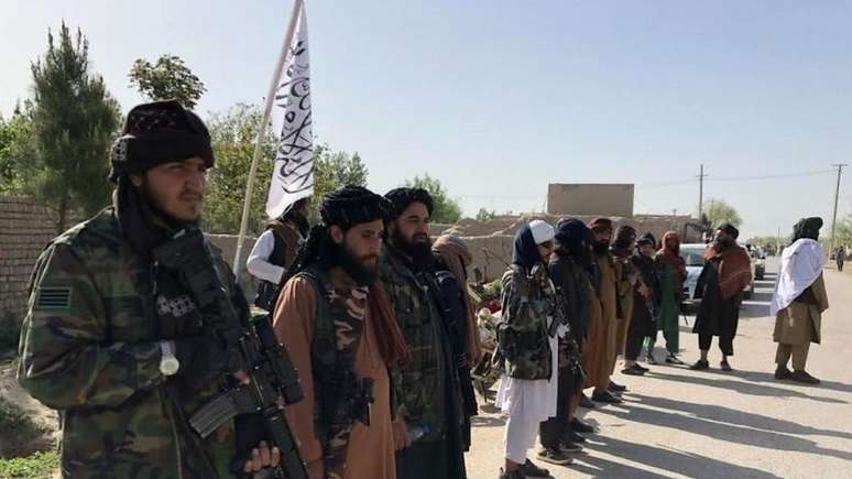 O Taleban está se preparando para a paz ou a guerra?