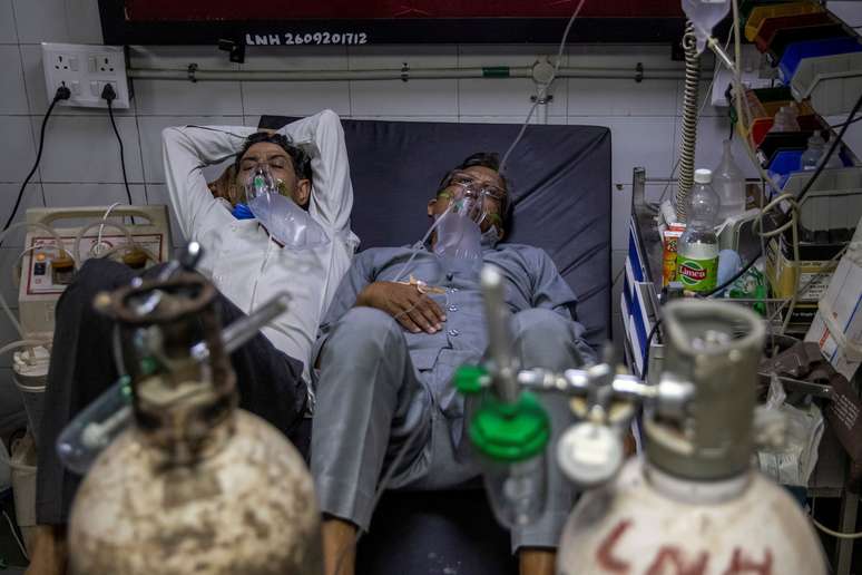 Hospital Lok Nayak Jai Prakash, em Nova Dhéli
 15/4/2021 REUTERS/Danish Siddiqui 