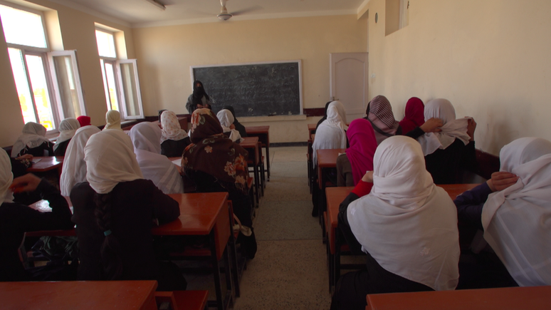 Alguns temem que as meninas não tenham acesso à educação se o Taleban assumir o poder novamente