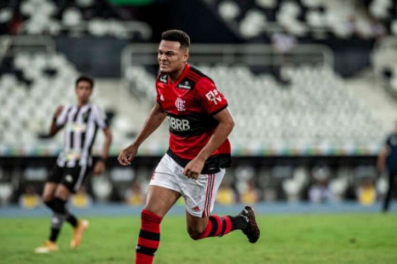 Muniz tem 5 gols no Carioca (Foto: Marcelo Cortes/Flamengo)