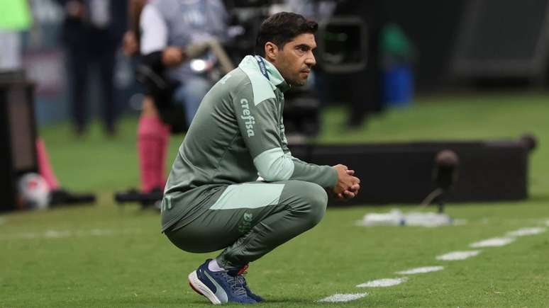 Abel durante partida do Palmeiras de volta da Recopa contra o Defensa y Justicia (Foto: Cesar Greco/Palmeiras)