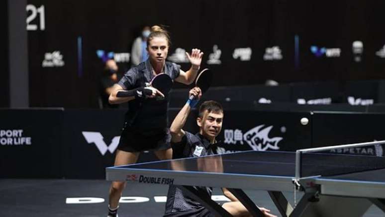 Bruna Takahashi e Vitor Ishiy disputavam vaga no tênis de mesa