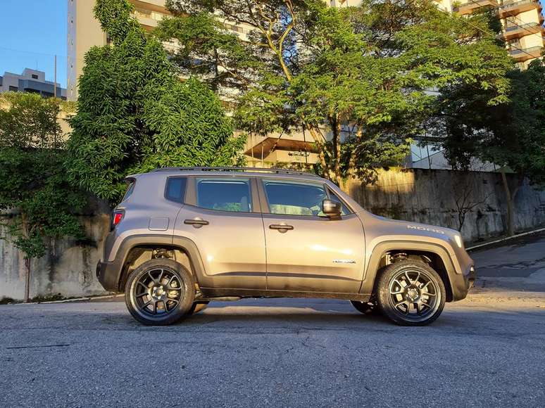 Renegade Moab é um carro bastante honesto: entrega versatilidade na medida certa.