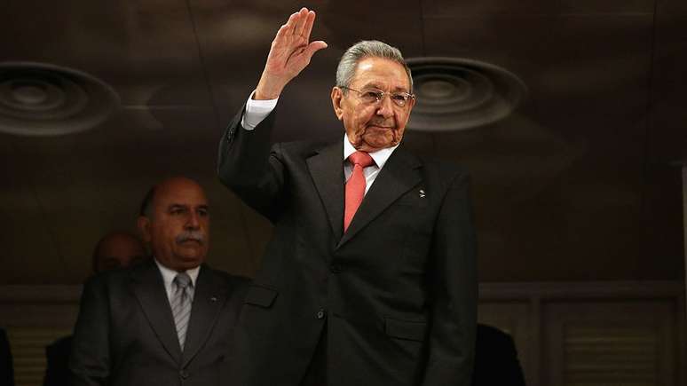A votação para eleger o sucessor de Castro acontecerá no final dos quatro dias do VIII Congresso do Partido Comunista de Cuba