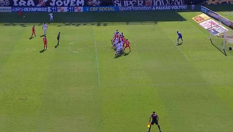 Falha no VAR não permitiu checagem do gol do Inter