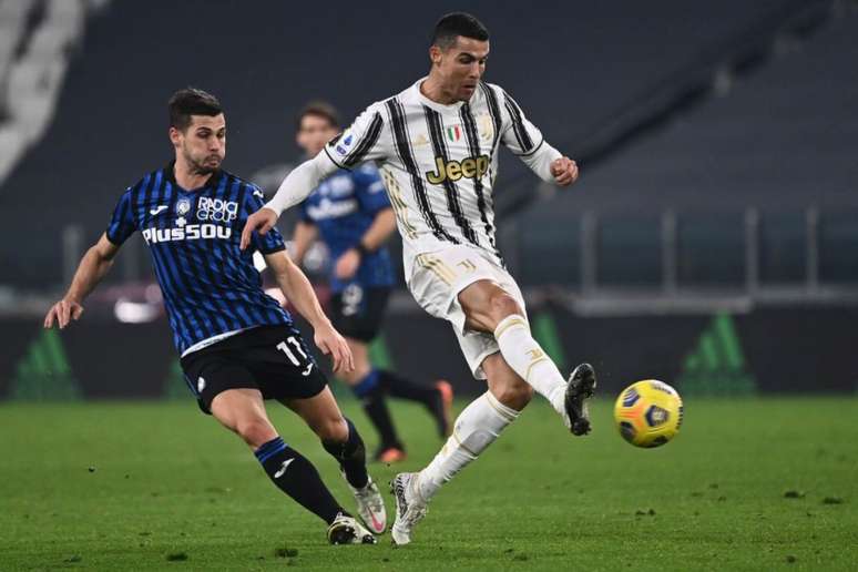 Juventus e Atalanta empataram em 1 a 1 no primeiro turno (Foto: MARCO BERTORELLO / AFP)