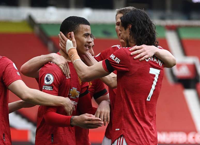 Greenwood comemora vitória do Manchester com Cavani