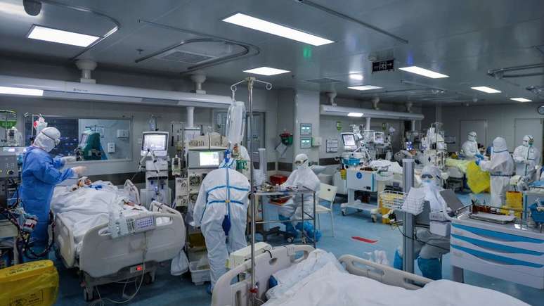 Muitos pacientes com covid-19 morreram sem poder receber a visita de familiares em hospitais durante a pandemia